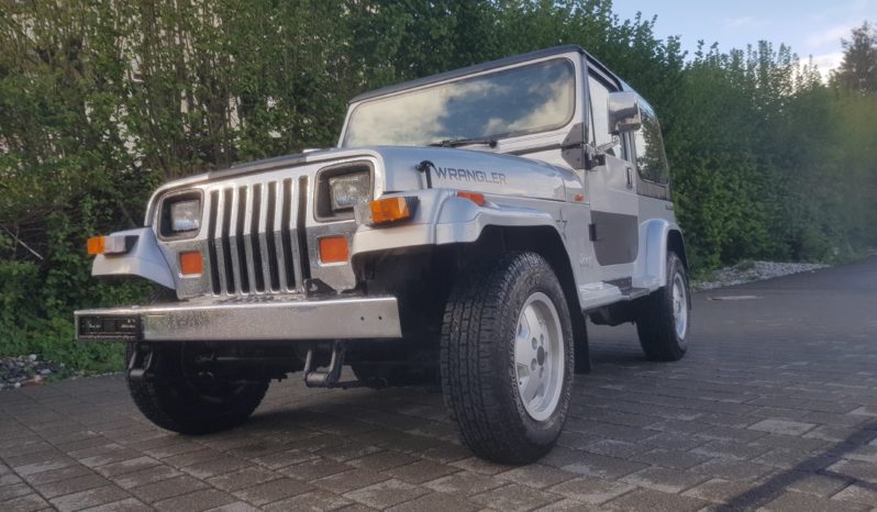 JEEP Wrangler 2.5 Laredo voll